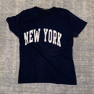 Brandy Melville New York Navy tshirt